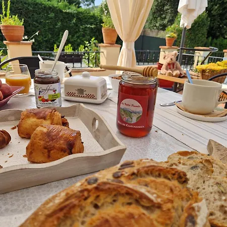 Joyeux - Le Lys - En Cevennes