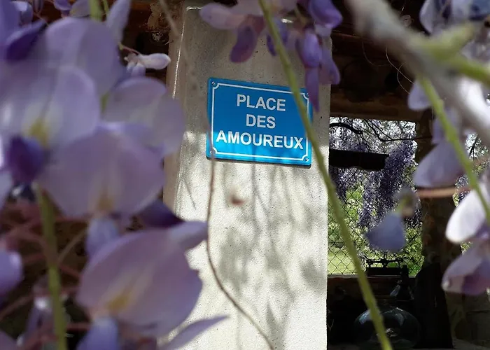 Joyeux - Le Lys - En Cévennes Lodge *